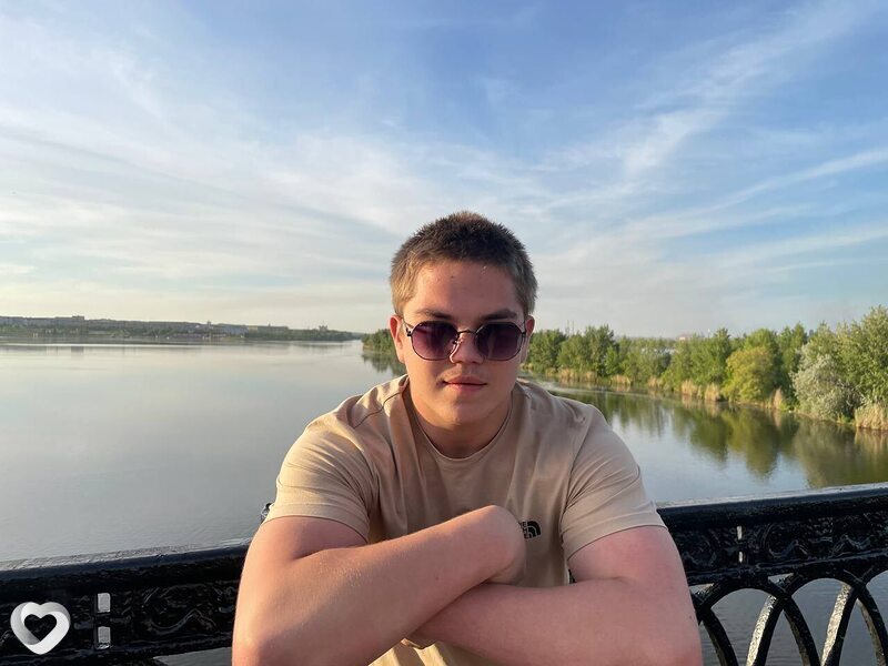 Дима, 19, Магнитогорске — анкета №2331362