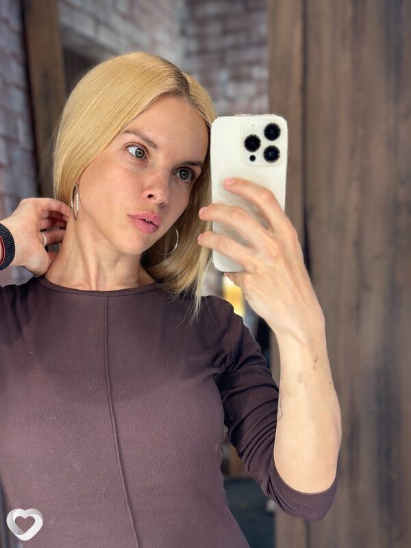 Лена, 35, Санкт-Петербурге — анкета №2330906