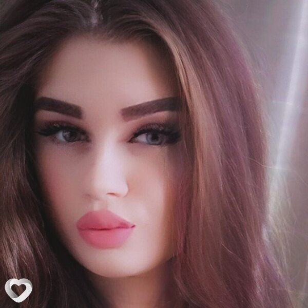 Алёна, 23, Славянске-на-Кубани — анкета №2331082