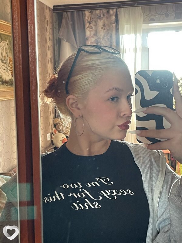 Юлия, 26, Ростове-на-Дону — анкета №2331289