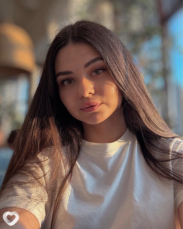 Карина, 25, Москве — анкета №2331425