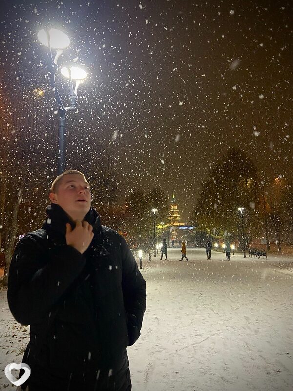 Кирилл, 21, Москве — анкета №2331253