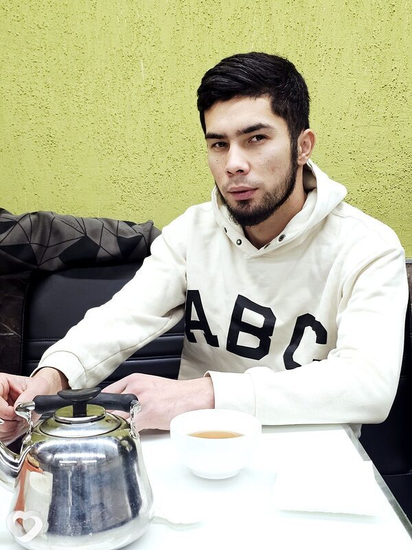 Акбар, 25, Красноярске — анкета №2331696