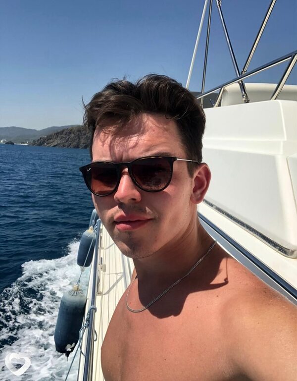 Александр, 27, Чебоксарах — анкета №2331853