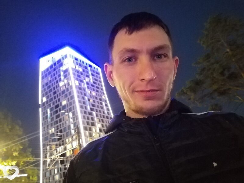 Кирилл, 27, Ижевске — анкета №2331709