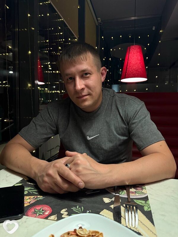 Сергей, 32, Черногорске — анкета №2332860