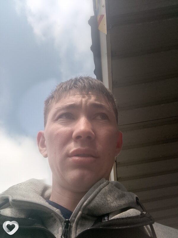 Алексей, 29, Уссурийске — анкета №2332192