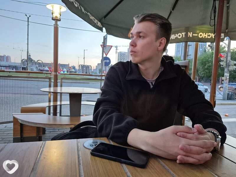 Михаил, 21, Перми — анкета №2332840
