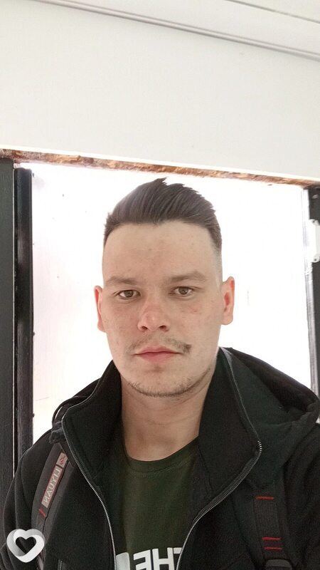 Иван, 26, Саратове — анкета №2333076