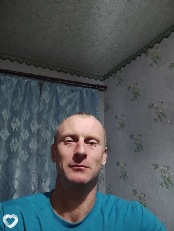 Олег, 45, Конотопе — анкета №2333942