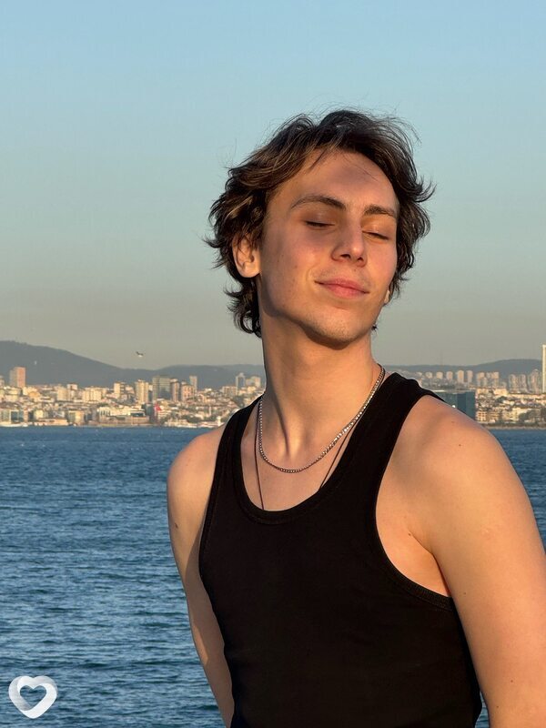 Igor, 20, Москве — анкета №2333409