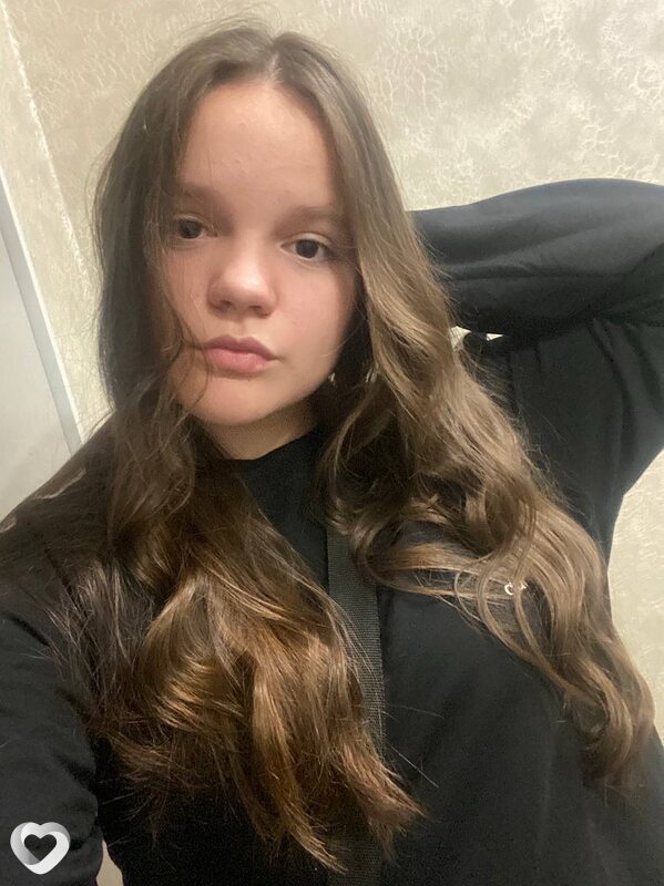 Аня, 19, Тюмени — анкета №2333825