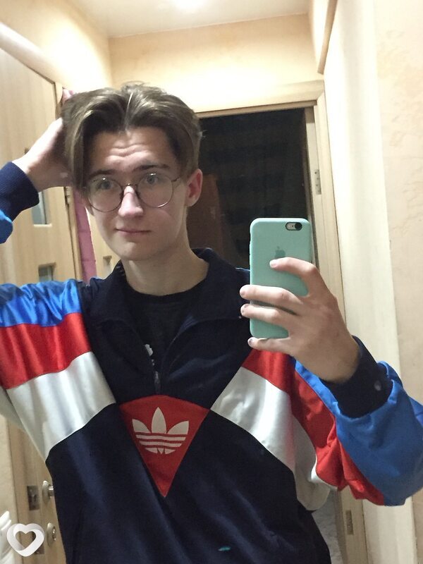 Василий, 19, Красноярске — анкета №2334826