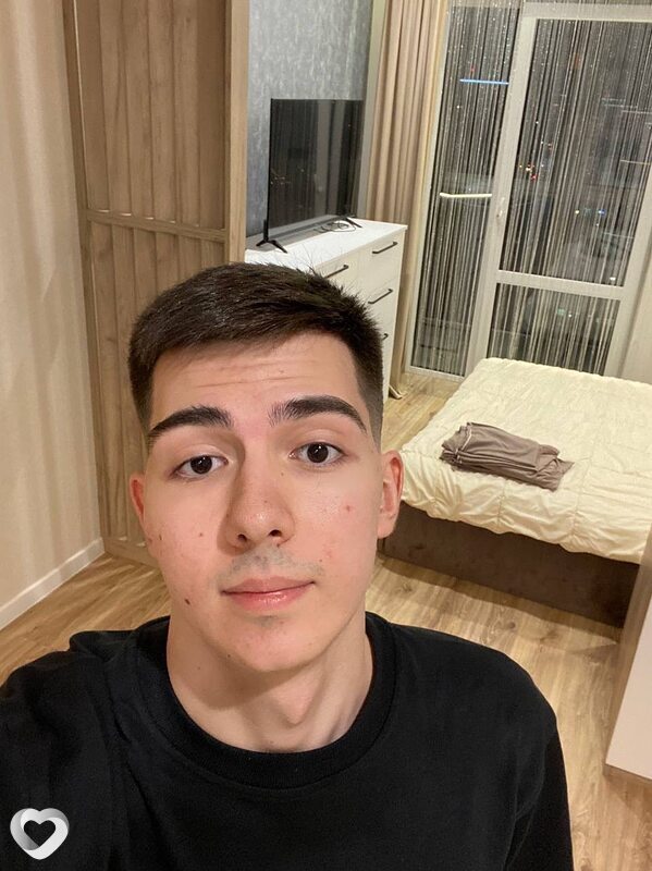 Альберт, 22, Санкт-Петербурге — анкета №2334842