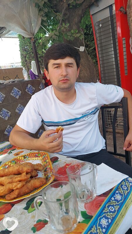 Ахмад Усмонов, 27, Обнинске — анкета №2335878