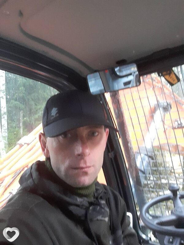 Анатолий, 40, Железногорске — анкета №2336315