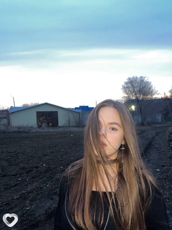 Злата, 19, Саратове — анкета №2336705
