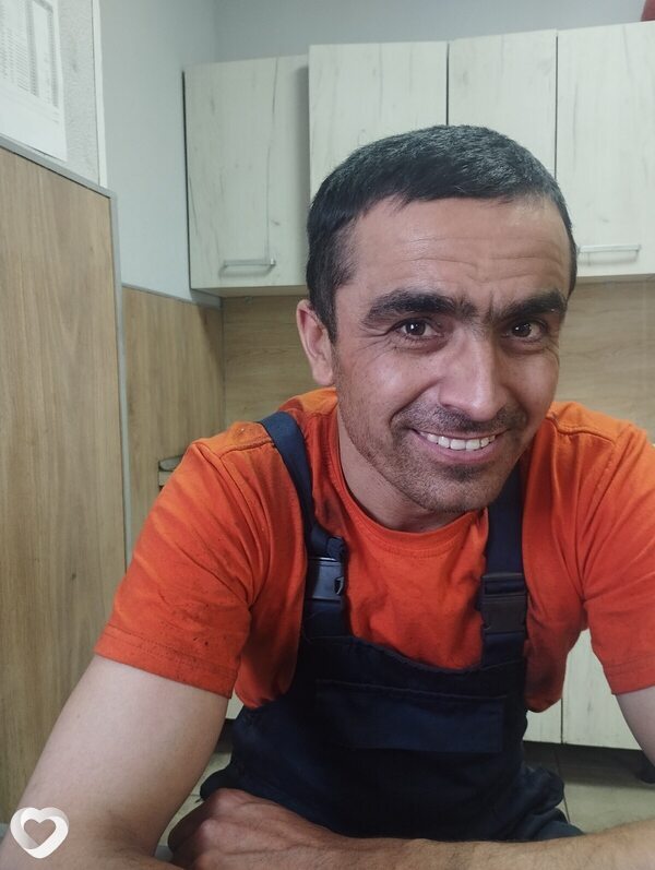 Алижон, Сургут
