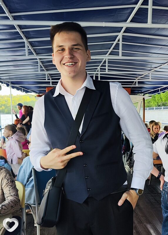 Арс, 20, Москве — анкета №2337409
