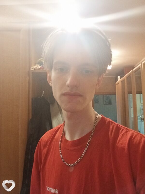 Михаил, 20, Москве — анкета №2337326