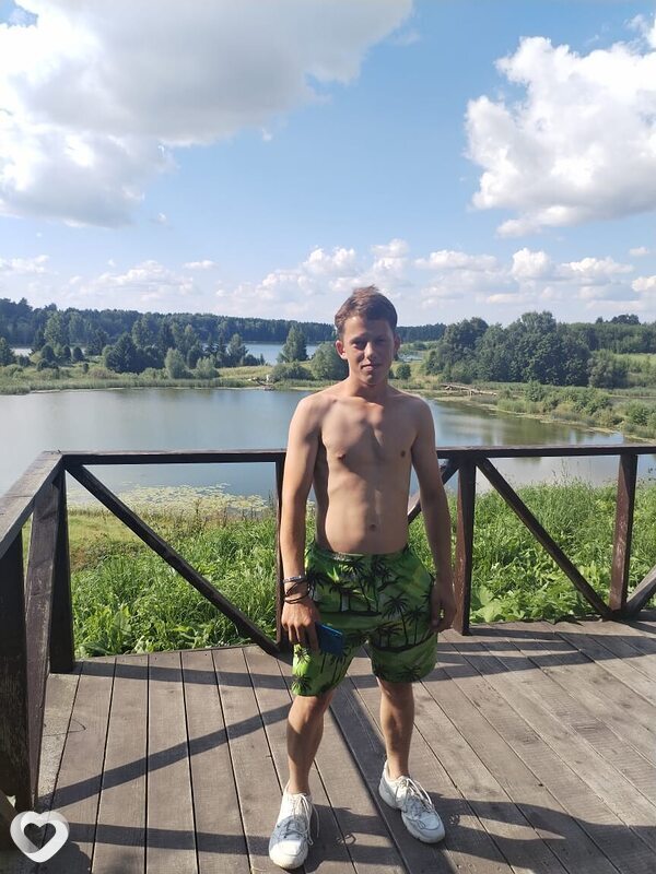 Рома Ромоненко, 26, Горках — анкета №2337685