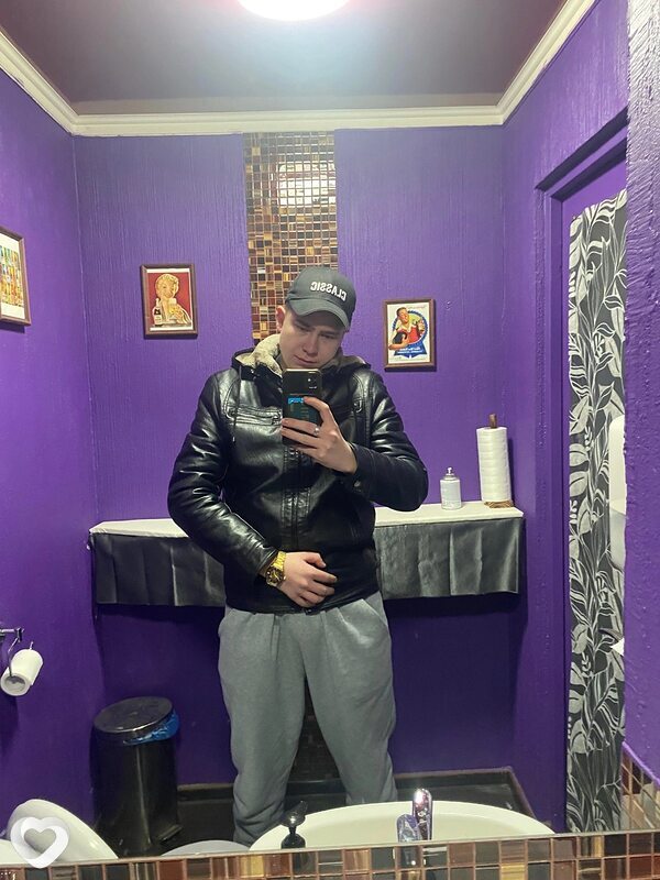 Кирилл, 22, Перми — анкета №2337656