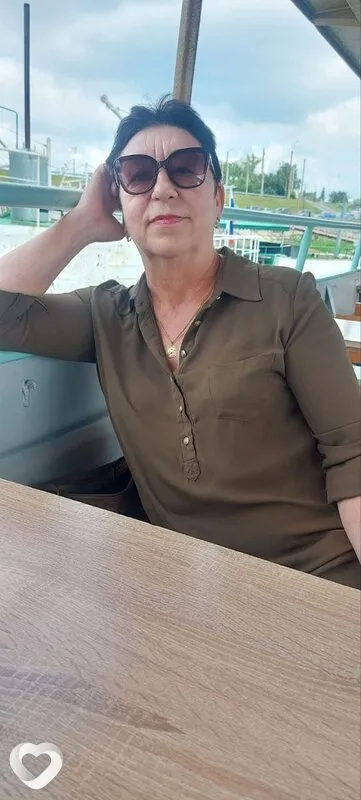 Елена, 63, Новоалтайске — анкета №2337719