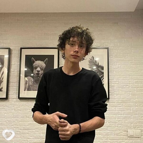Артур, 22, Жуковском — анкета №2337735