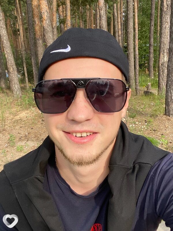 Артем, 26, Воронеже — анкета №2338284