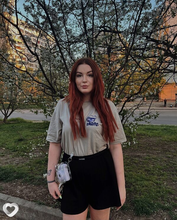 Таня, 24, Сочи — анкета №2338177