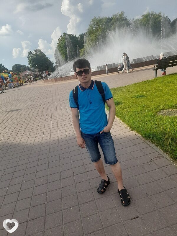 Юра, 26, Солигорске — анкета №2338442