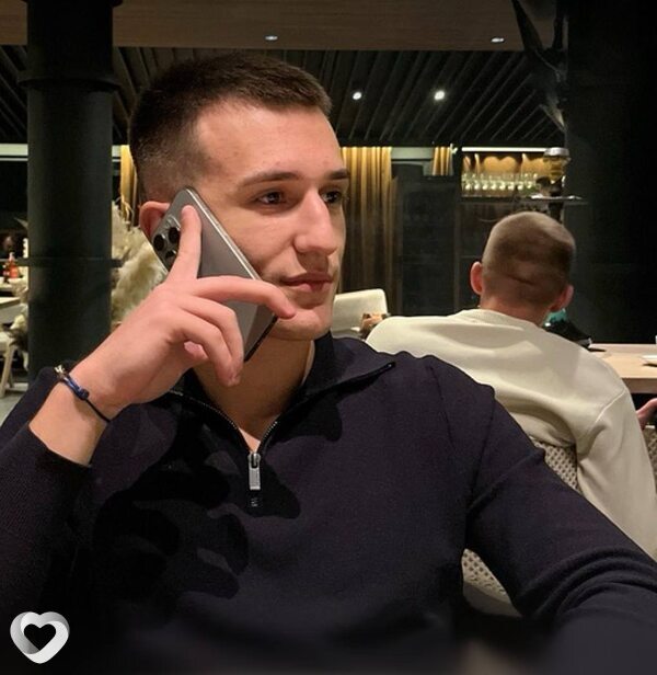 Арсений, 25, Сочи — анкета №2338873