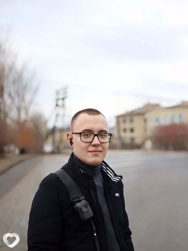 Данил, 22, Краснодоне — анкета №2338667