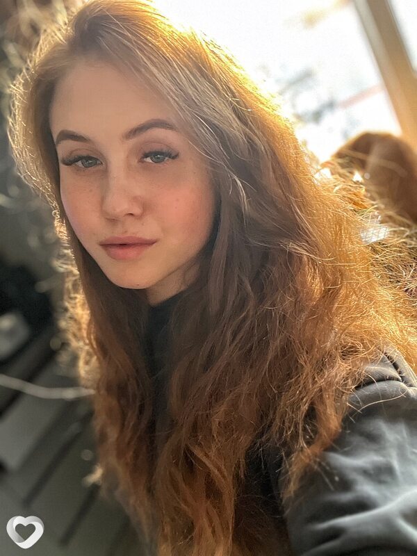 Вероника, 23, Омске — анкета №2338848