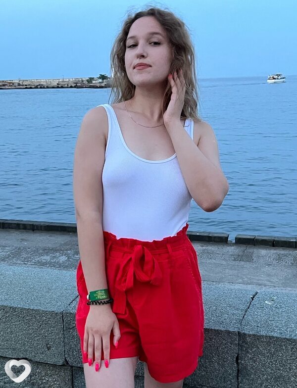 Алина, 28, Томске — анкета №2339181