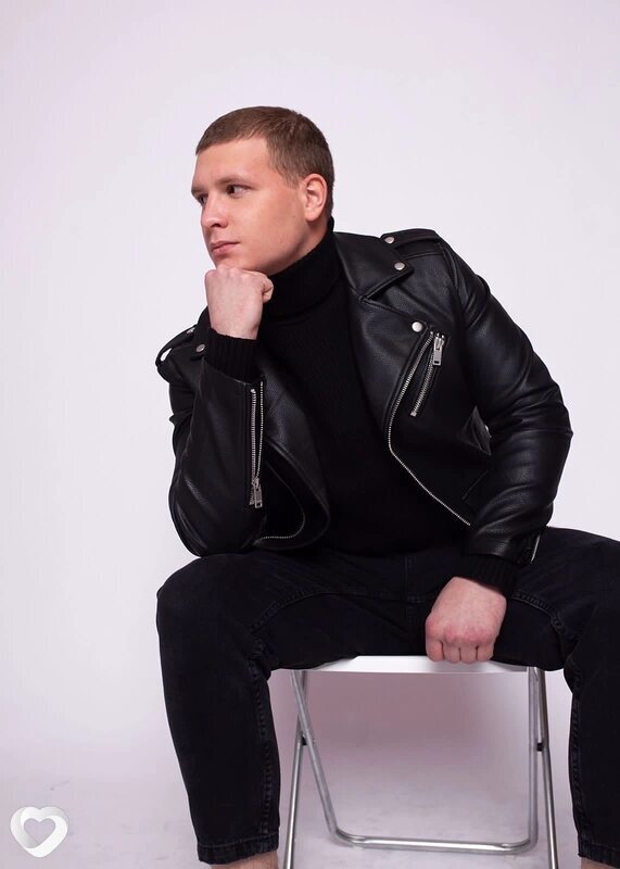 Максим, 27, Санкт-Петербурге — анкета №2338949