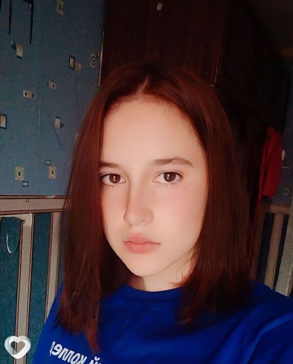Тася, 19, Москве — анкета №2339691