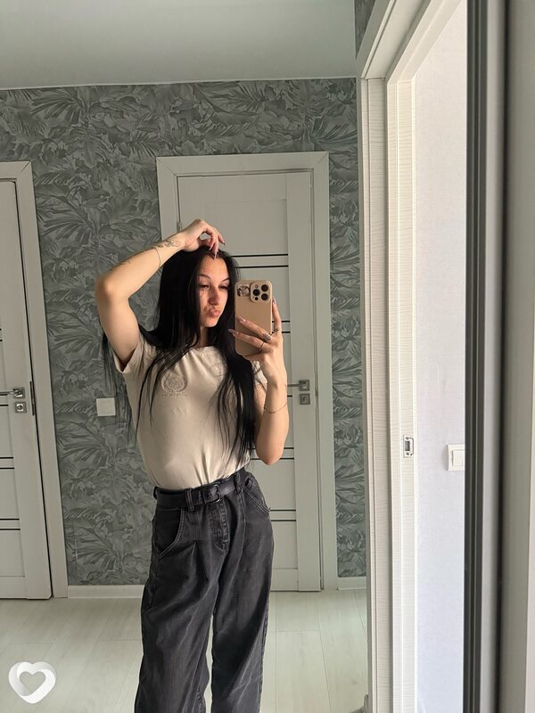 Виктория, 21, Гомеле — анкета №2339778