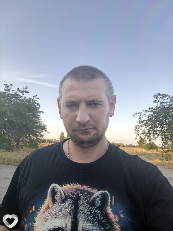 Иван, 38, Армянске — анкета №2339779