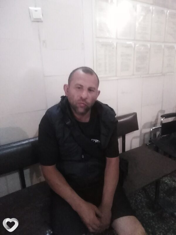 Виталик, 40, Таганроге — анкета №2340471