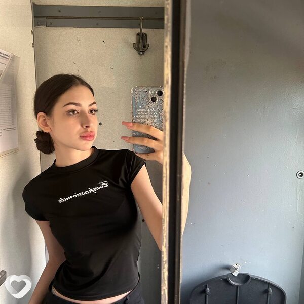 Ксюша, 22, Санкт-Петербурге — анкета №2340682