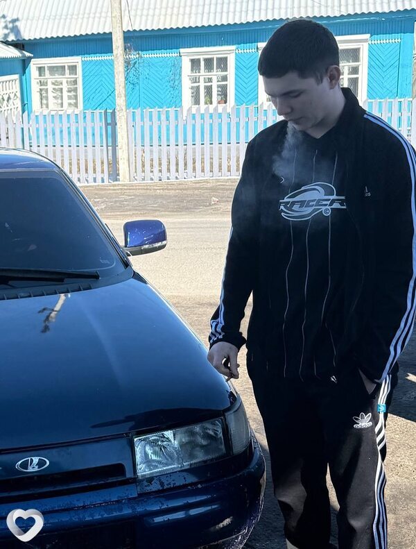 Даня, 21, Брянске — анкета №2341175
