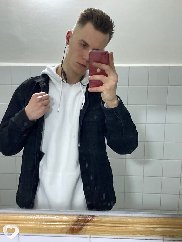 Виктор, 26, Геленджике — анкета №2341588