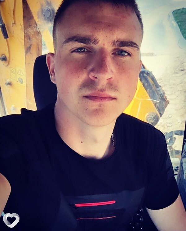 Виктор, 27, Селятино — анкета №2341355