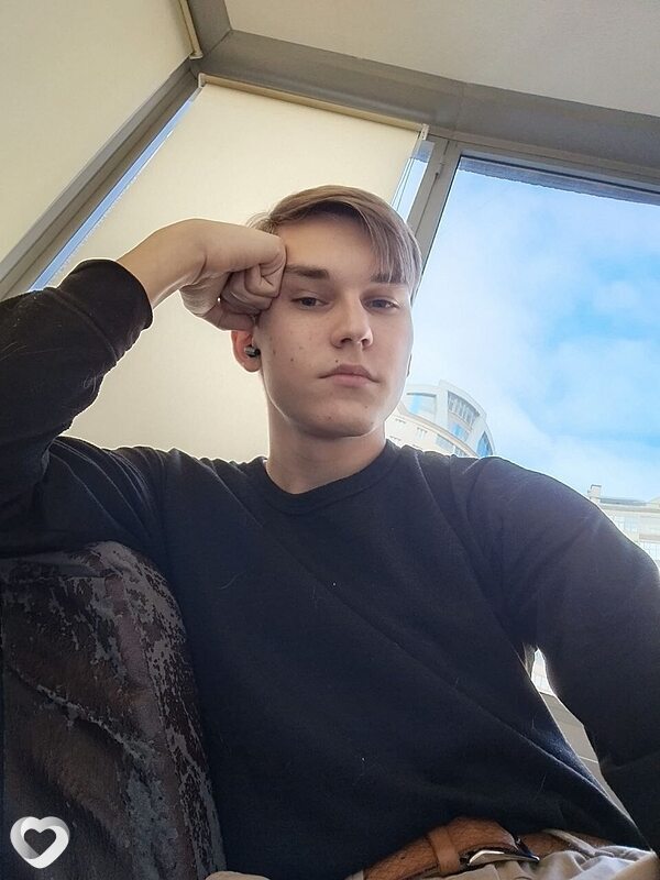 Дима, 22, Санкт-Петербурге — анкета №2342550