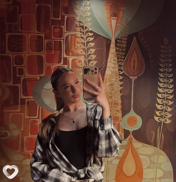 Liza, 20, Москве — анкета №2342737