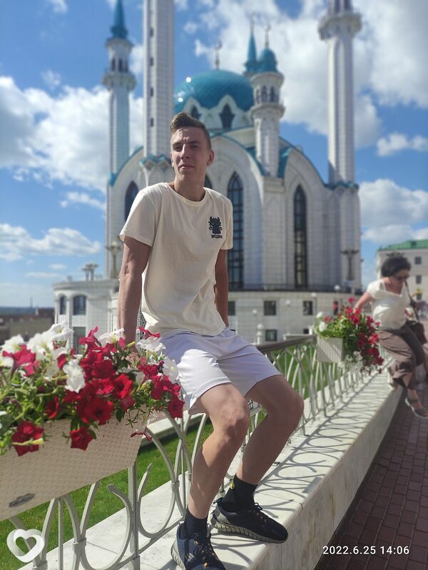 Роман, 23, Самаре — анкета №2343143