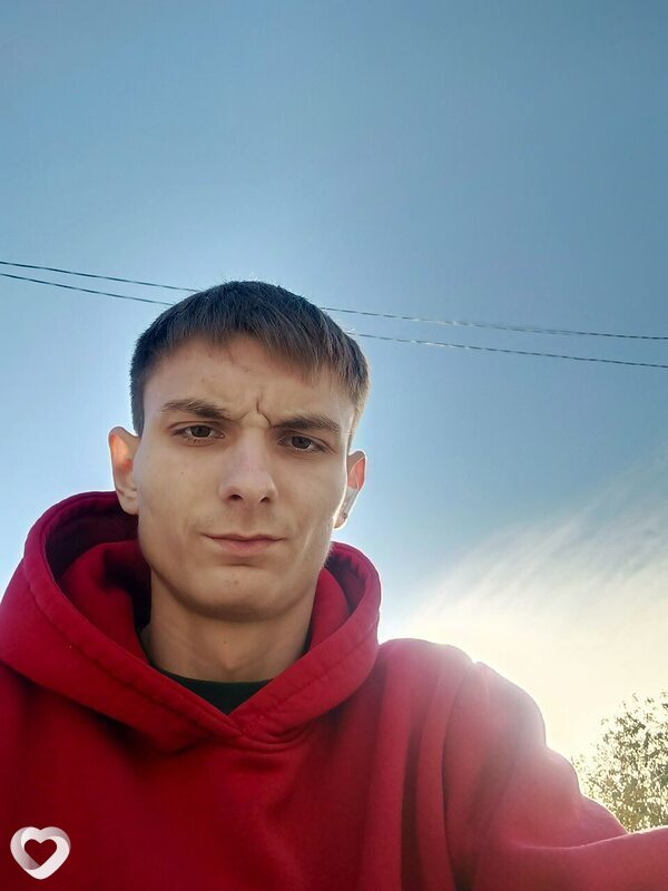 Олег, 21, Краснодаре — анкета №2343388