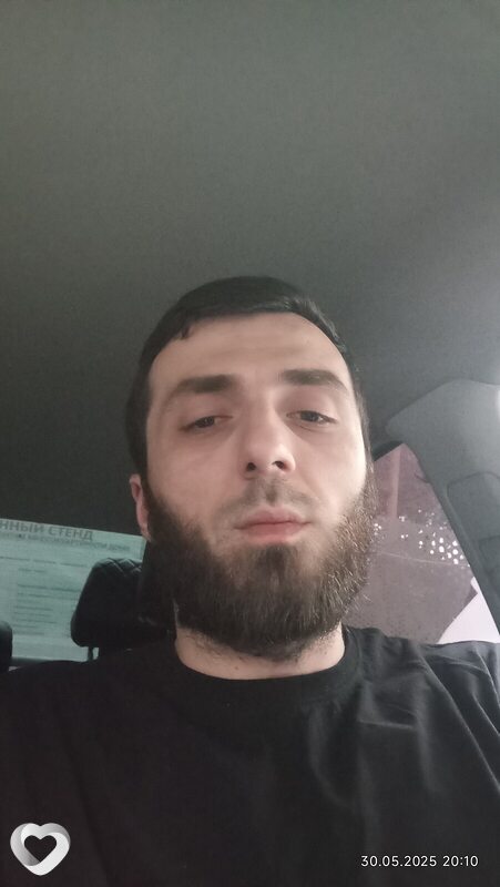 Артур, 31, Москве — анкета №2343515