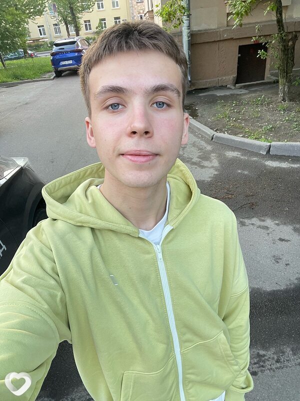 Андрей, 21, Санкт-Петербурге — анкета №2344032